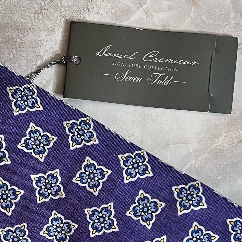 NWT $125 Daniel Cremieux Limited Edition Purple Geometric Pattern Tie - Picture 5 of 5